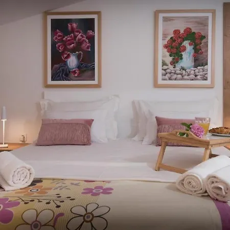 J&j With Swimming Pool Apartamento *
